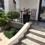 Home Hotel Tirana