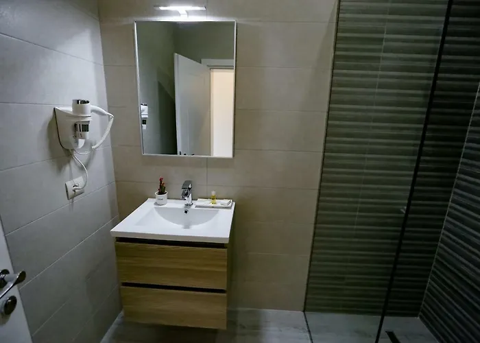 Home Hotel Hotel Tirana